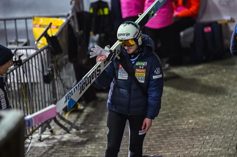 Ski Jumping. FIS World Cup. Trial Round. 05.12.2025