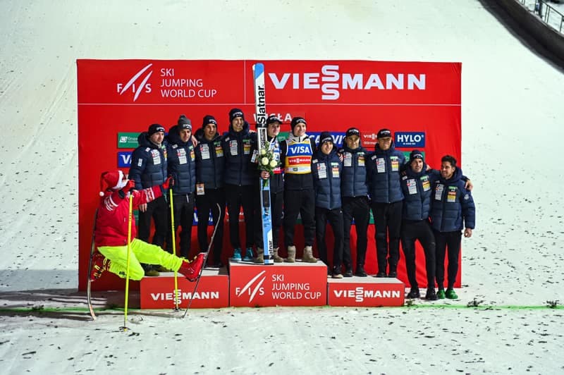 Ski Jumping. FIS World Cup. Men's Individual Competition. 06.12.2025