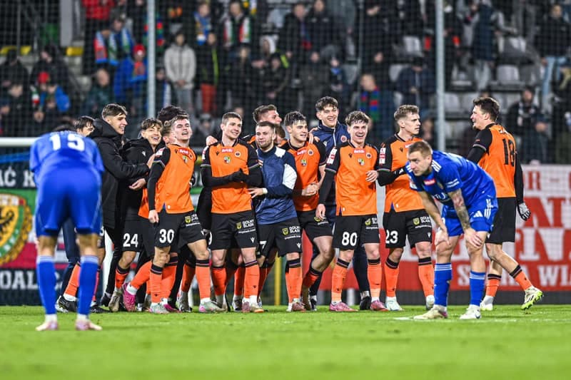 Football. Betclic 1 Liga. Miedz Legnica - Chrobry Glogow. 21.02.2026