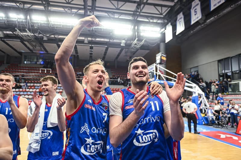 Basketball. Orlen Basket Liga. Gornik Walbrzych - Twarde Pierniki Torun. 27.12.2025