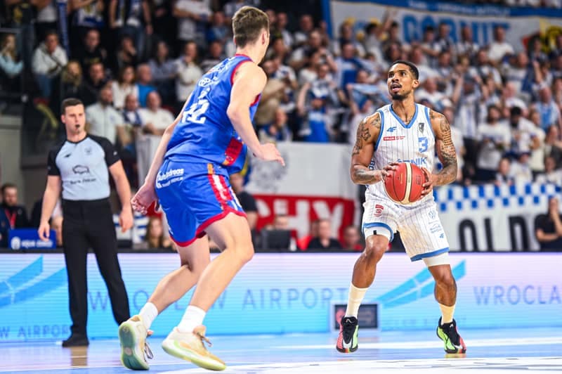 Basketball. Orlen Basket Liga. Gornik Walbrzych - Twarde Pierniki Torun. 27.12.2025
