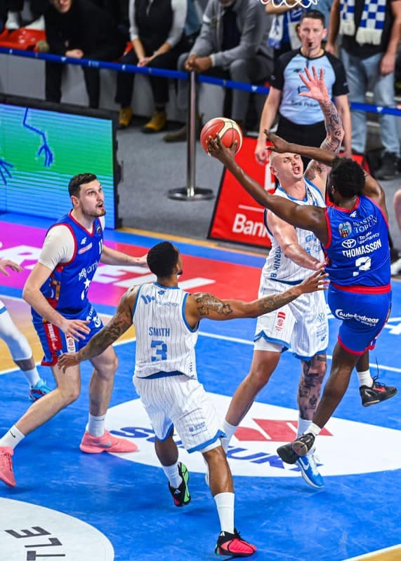 Basketball. Orlen Basket Liga. Gornik Walbrzych - Twarde Pierniki Torun. 27.12.2025