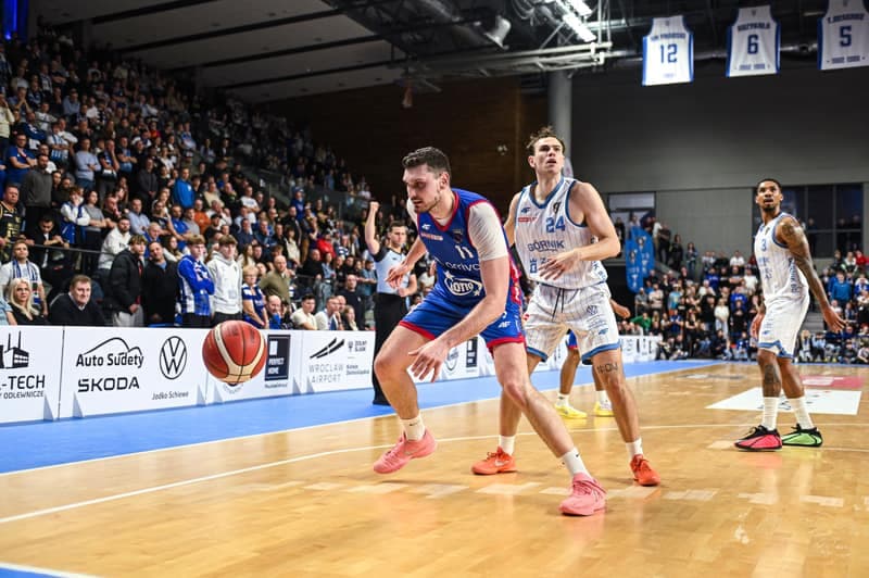 Basketball. Orlen Basket Liga. Gornik Walbrzych - Twarde Pierniki Torun. 27.12.2025