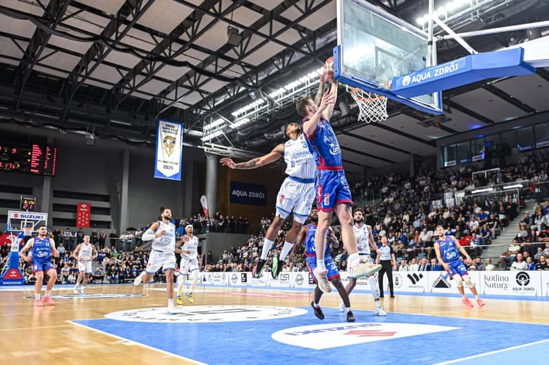 Basketball. Orlen Basket Liga. Gornik Walbrzych - Twarde Pierniki Torun. 27.12.2025