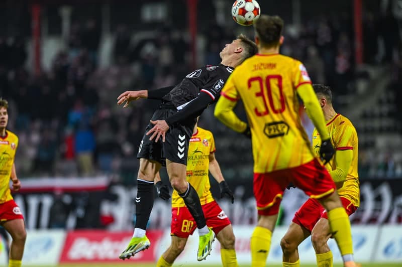 Football. Betclic 1 Liga. Polonia Warszawa - Znicz Pruszkow. 14.02.2026