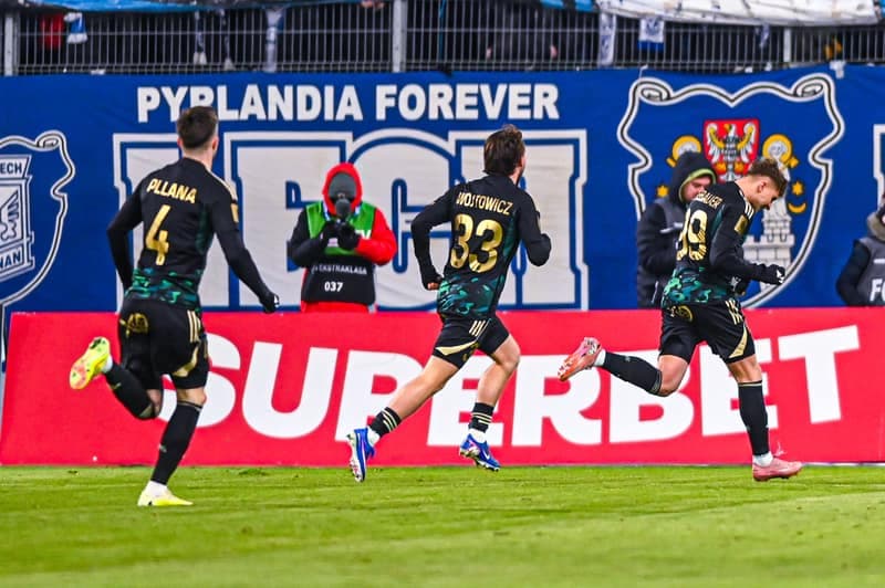 Football. PKO BP Ekstraklasa. Lech Poznan - Lechia Gdansk. 31.01.2026