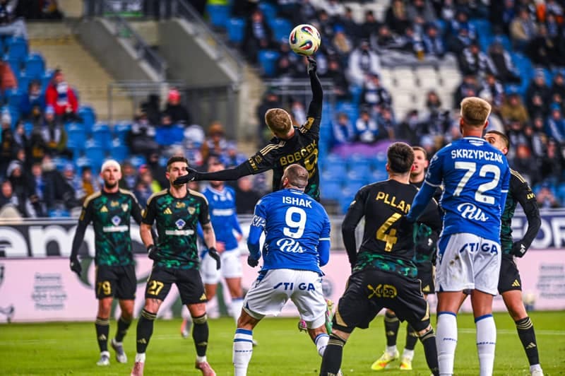 Football. PKO BP Ekstraklasa. Lech Poznan - Lechia Gdansk. 31.01.2026