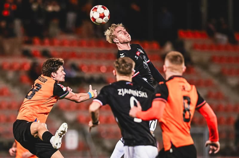 Football. Betclic 1 liga. Chrobry Glogow - Polonia Warszawa. 18.10.2025