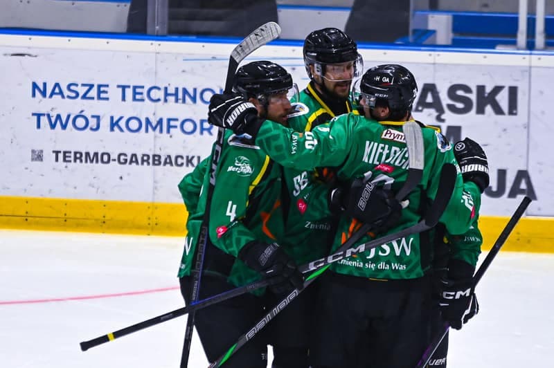 Ice Hockey. Tauron Hokej Liga. Polonia Bytom - JKH GKS Jastrzebie. 12.10.2025