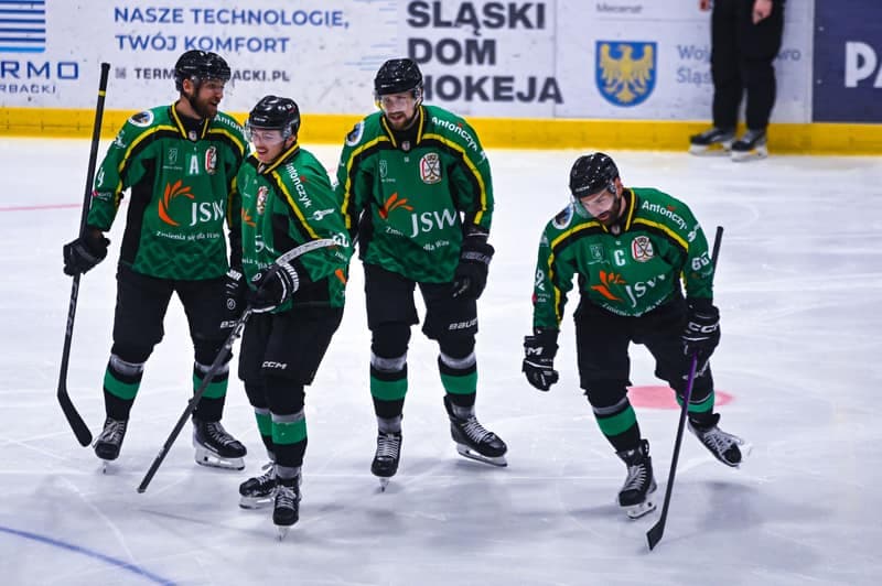 Ice Hockey. Tauron Hokej Liga. Polonia Bytom - JKH GKS Jastrzebie. 12.10.2025