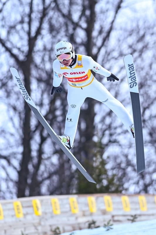 Ski Jumping. FIS World Cup. Individual Competition. 07.12.2025
