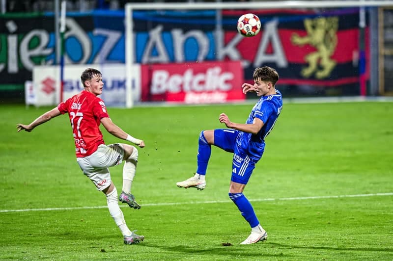 Football. Betclic 1 liga. Miedz Legnica - Pogon Siedlce. 17.10.2025