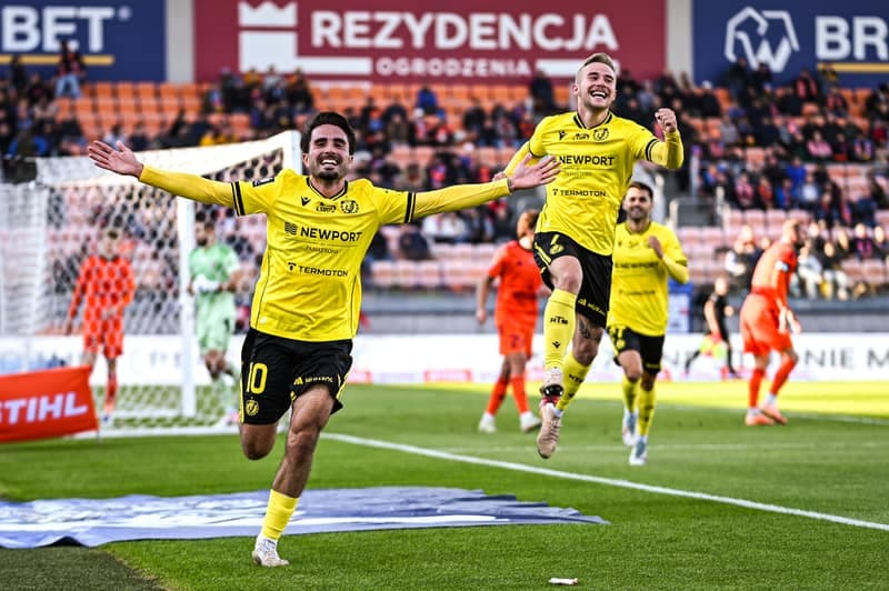 Football. PKO BP Ekstraklasa. Bruk-Bet Termalica Nieciecza - Widzew Lodz. 04.10.2025