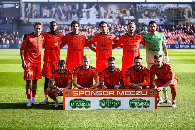 Football. PKO BP Ekstraklasa. Bruk-Bet Termalica Nieciecza - Widzew Lodz. 04.10.2025