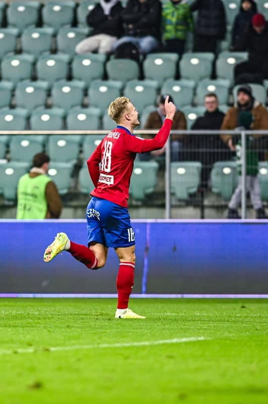 Football. STS Puchar Polski. Slask Wroclaw - Rakow Czestochowa. 03.12.2025