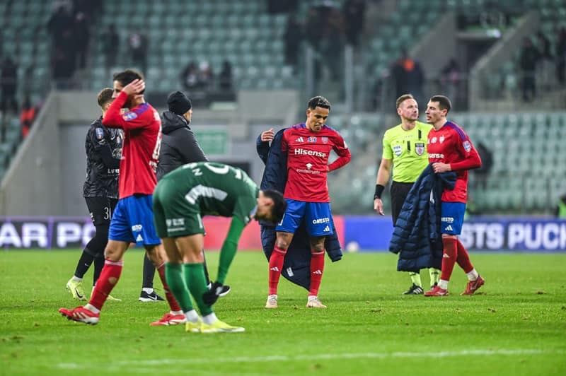 Football. STS Puchar Polski. Slask Wroclaw - Rakow Czestochowa. 03.12.2025