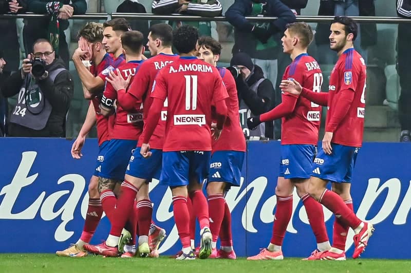 Football. STS Puchar Polski. Slask Wroclaw - Rakow Czestochowa. 03.12.2025