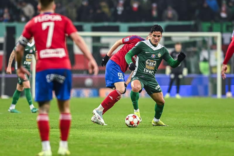 Football. STS Puchar Polski. Slask Wroclaw - Rakow Czestochowa. 03.12.2025