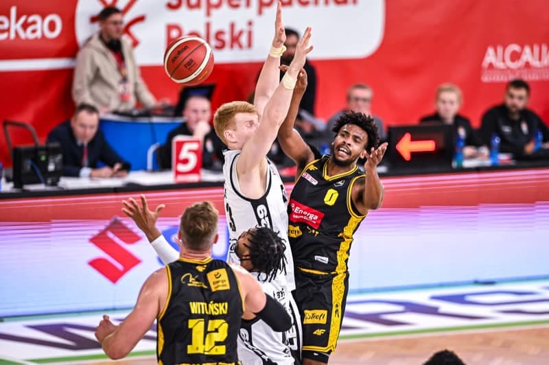 Basketball. Superpuchar Polski. Legia Warsaw - Energa Trefl Sopot. 27.09.2025