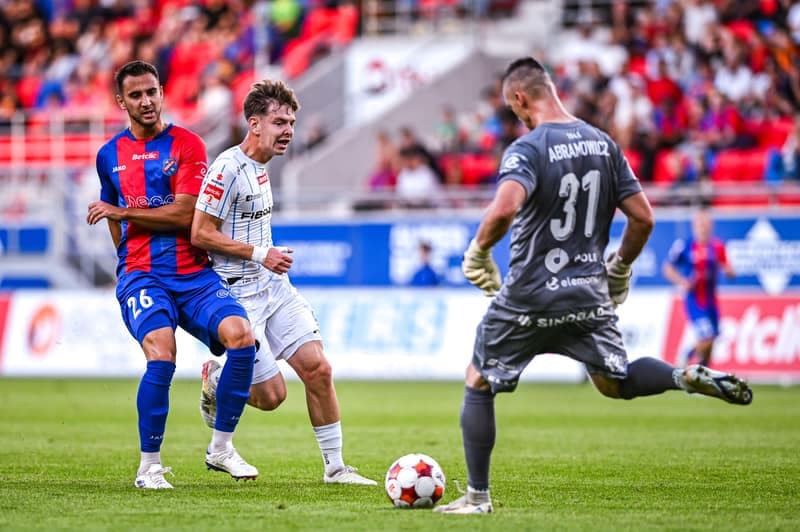 Football. Betclic 1 Liga. Odra Opole - Stal Rzeszow. 19.09.2025