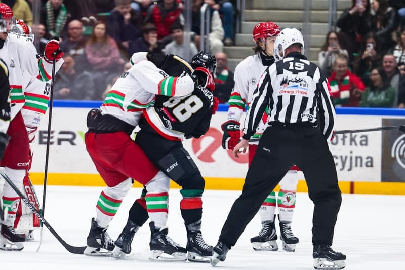 Ice Hockey. Tauron Hockey League. ECB Zaglebie Sosnowiec - GKS Tychy. 16.03.2026