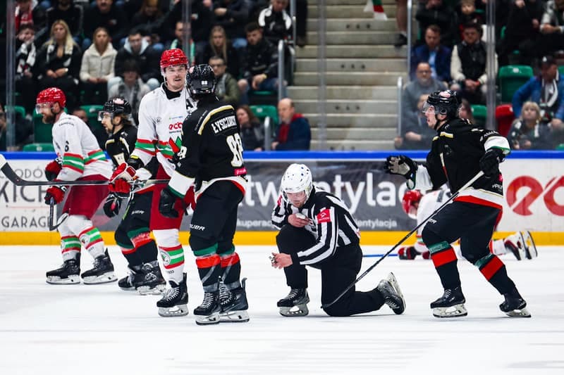 Ice Hockey. Tauron Hockey League. ECB Zaglebie Sosnowiec - GKS Tychy. 16.03.2026