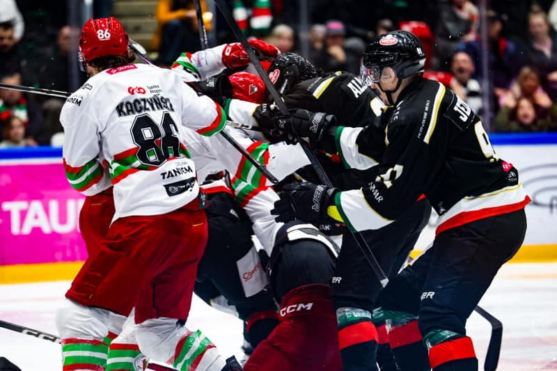 Ice Hockey. Tauron Hockey League. ECB Zaglebie Sosnowiec - GKS Tychy. 16.03.2026
