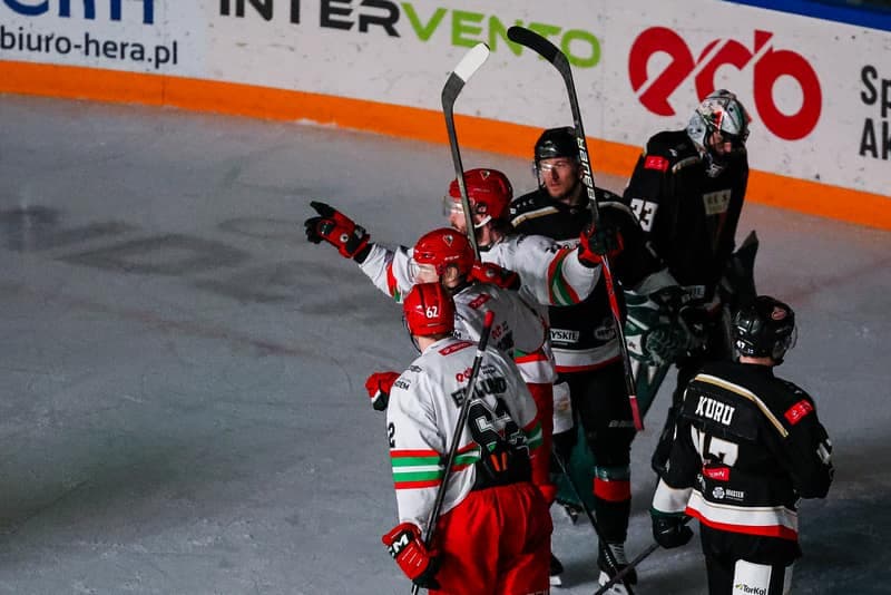 Ice Hockey. Tauron Hockey League. ECB Zaglebie Sosnowiec - GKS Tychy. 16.03.2026
