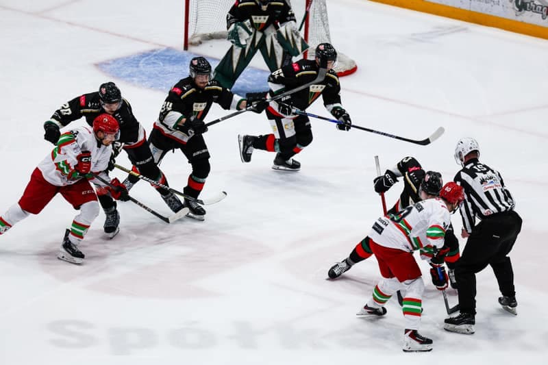 Ice Hockey. Tauron Hockey League. ECB Zaglebie Sosnowiec - GKS Tychy. 16.03.2026