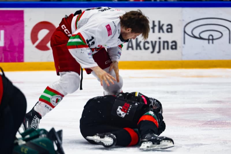 Ice Hockey. Tauron Hockey League. ECB Zaglebie Sosnowiec - GKS Tychy. 16.03.2026