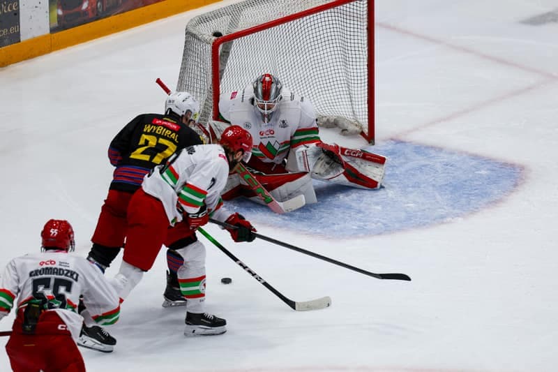 Ice Hockey. Tauron Hockey League. ECB Zaglebie Sosnowiec - BS Polonia Bytom. 08.03.2026