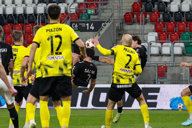 Football. Betclic 1 Liga. Wieczysta Krakow - Polonia Warszawa. 02.03.2026