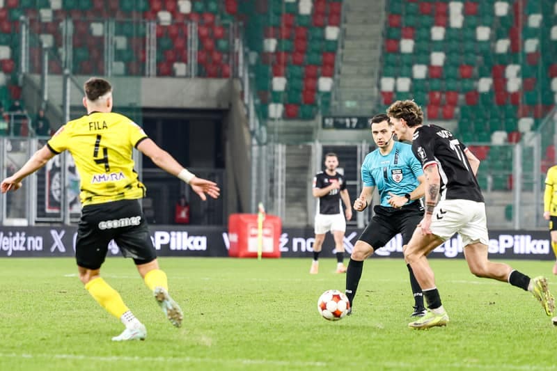 Football. Betclic 1 Liga. Wieczysta Krakow - Polonia Warszawa. 02.03.2026