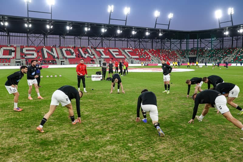 Football. Betclic 1 Liga. Wieczysta Krakow - Polonia Warszawa. 02.03.2026