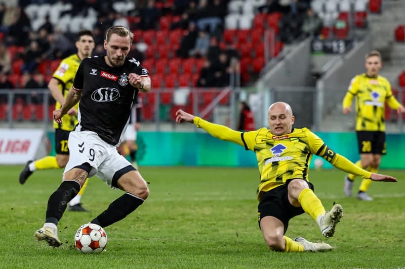 Football. Betclic 1 Liga. Wieczysta Krakow - Polonia Warszawa. 02.03.2026