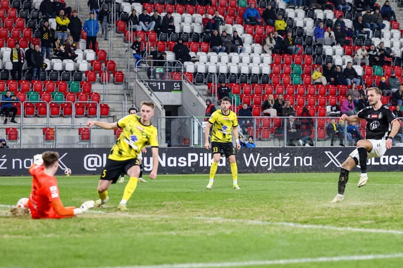 Football. Betclic 1 Liga. Wieczysta Krakow - Polonia Warszawa. 02.03.2026