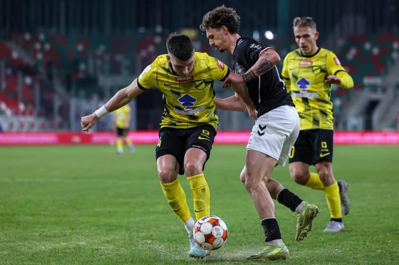 Football. Betclic 1 Liga. Wieczysta Krakow - Polonia Warszawa. 02.03.2026