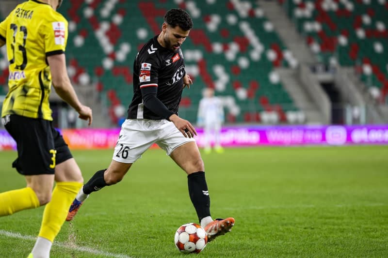 Football. Betclic 1 Liga. Wieczysta Krakow - Polonia Warszawa. 02.03.2026