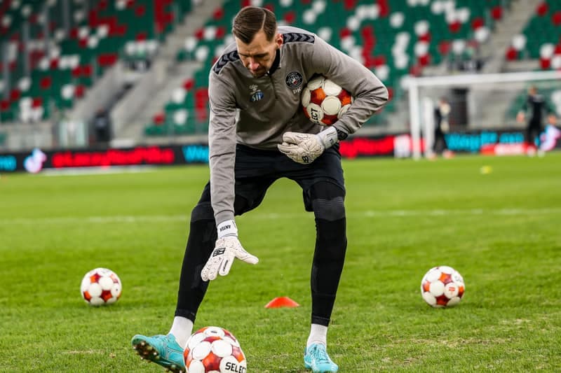 Football. Betclic 1 Liga. Wieczysta Krakow - Polonia Warszawa. 02.03.2026