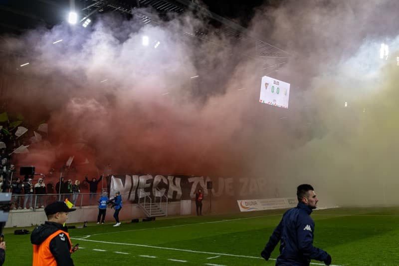 Football. Betclic 2 Liga. Zaglebie Sosnowiec - Olimpia Elblag. 05.04.2025
