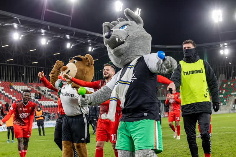 Football. Betclic 2 Liga. Zaglebie Sosnowiec - Olimpia Elblag. 05.04.2025