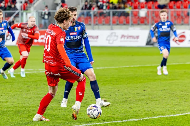Football. Betclic 2 Liga. Zaglebie Sosnowiec - Olimpia Elblag. 05.04.2025