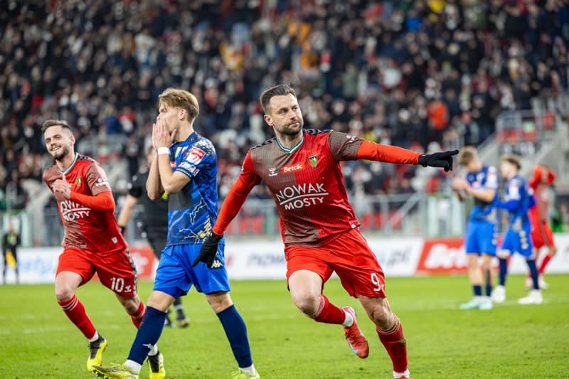 Football. Betclic 2 Liga. Zaglebie Sosnowiec - Olimpia Elblag. 05.04.2025