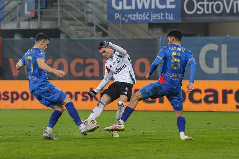 Football. PKO BP Ekstraklasa. Piast Gliwice - Legia Warsaw. 06.12.2025