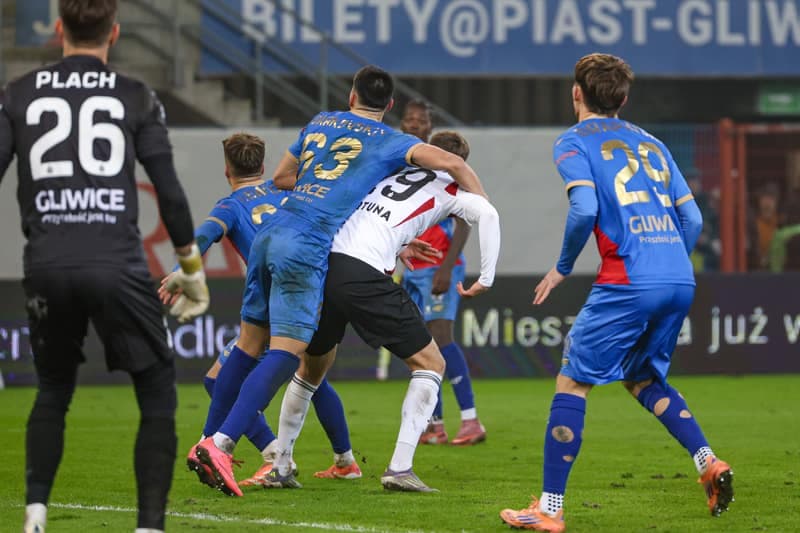 Football. PKO BP Ekstraklasa. Piast Gliwice - Legia Warsaw. 06.12.2025