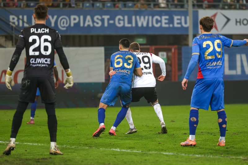 Football. PKO BP Ekstraklasa. Piast Gliwice - Legia Warsaw. 06.12.2025