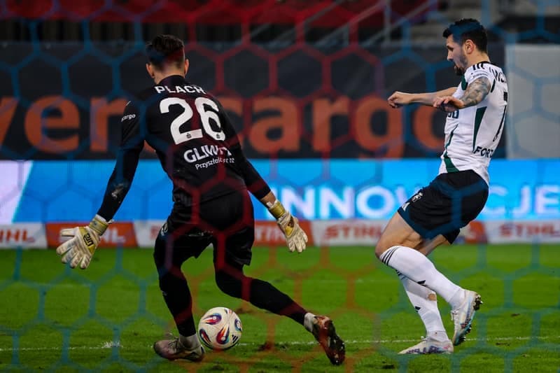 Football. PKO BP Ekstraklasa. Piast Gliwice - Legia Warsaw. 06.12.2025