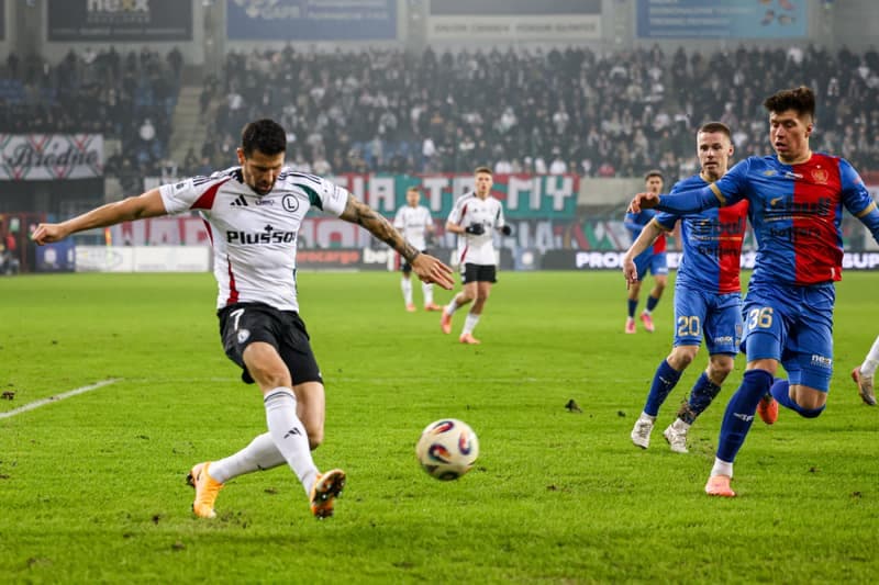 Football. PKO BP Ekstraklasa. Piast Gliwice - Legia Warsaw. 06.12.2025