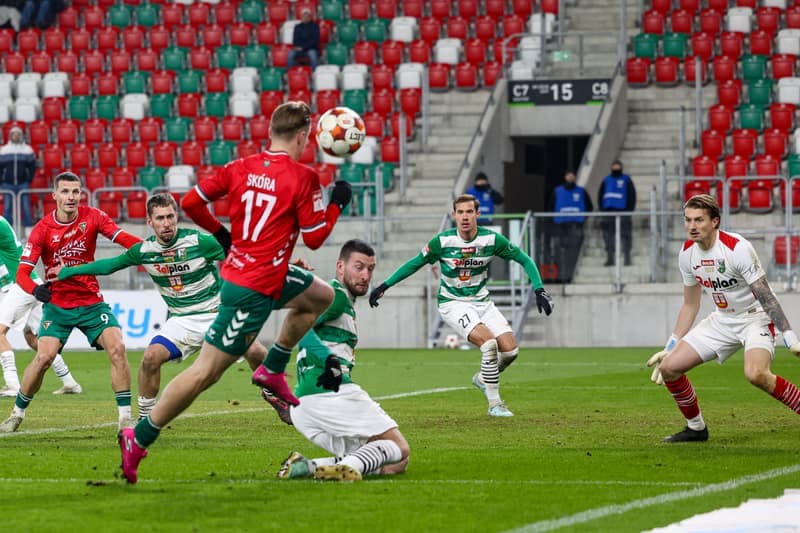 Football. Betclic 2 Liga. Zaglebie Sosnowiec - Sokol Kleczew. 21.11.2025