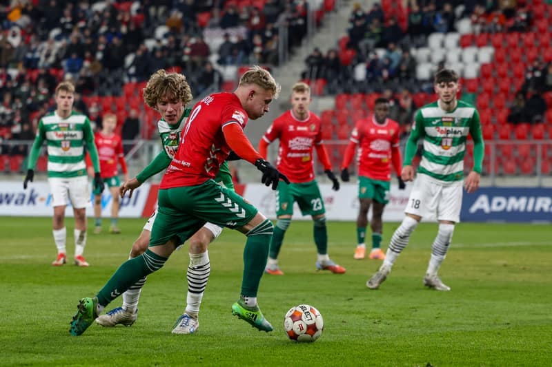 Football. Betclic 2 Liga. Zaglebie Sosnowiec - Sokol Kleczew. 21.11.2025
